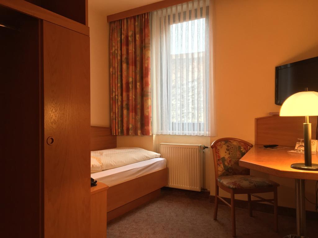 City-Hotel Neubrunnenhof 美因茨 外观 照片